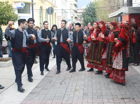 Στήθηκε πανηγύρι στο κέντρο της Χαλκίδας