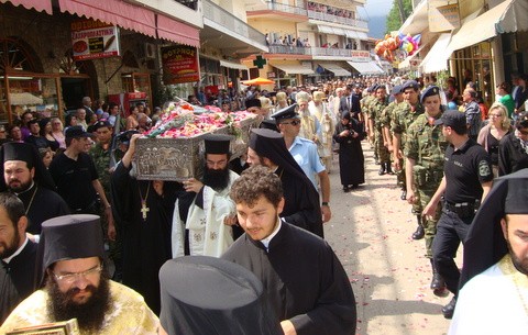 Με λαμπρότητα παρά τη κακοκαιρία η γιορτή του Οσίου Ιωάννη του Ρώσου