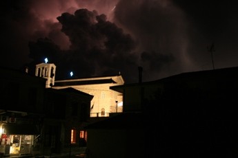 Σύννεφα απείλησαν ...καζάνια