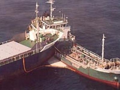 Σύγκρουση πλοίων στην Κάρυστο