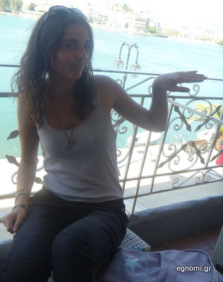 Ενα ψάρι στο χέρι της Κατερίνας