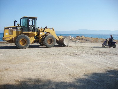 Μπουλντόζες για καθαρές ακτές