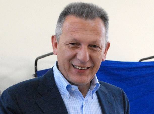 Κεραυνοί Παφίλη κατά Πάγκαλου