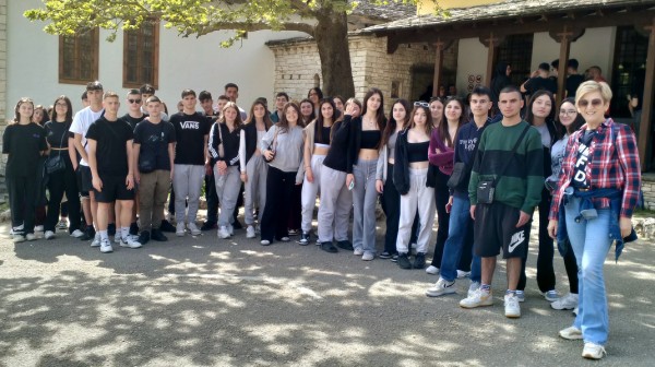 Από το Αλιβέρι στα Ιωάννινα...χωρίς παπούτσια πάνινα (φωτό)