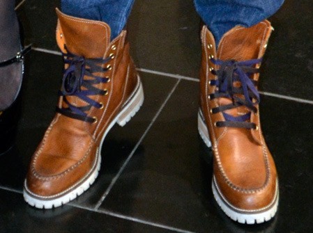 Τα δερμάτινα παπούτσια του Κυρ Κώστα