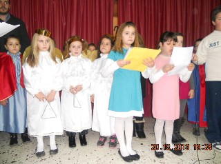 Καμάρωσαν τα παιδιά τους και απόλαυσαν κρασάκι και ζεστά κάστανα