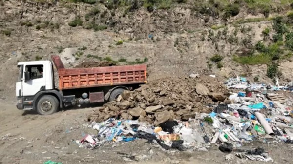 ΔΗΜΟΣ ΧΑΛΚΙΔΕΩΝ: Μήνυση για παράνομη εναπόθεση αποβλήτων στο Πέι Δοκού