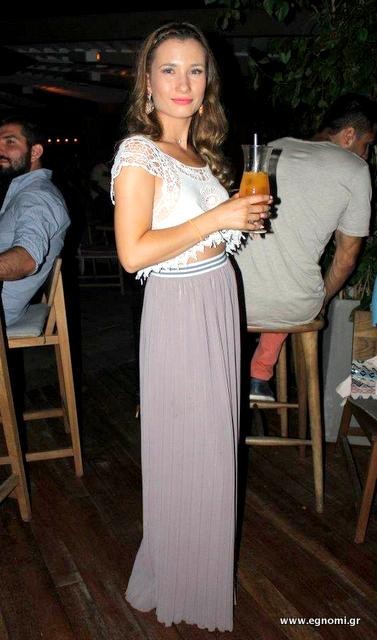 «Αρχαία θεά» με κοκτέιλ