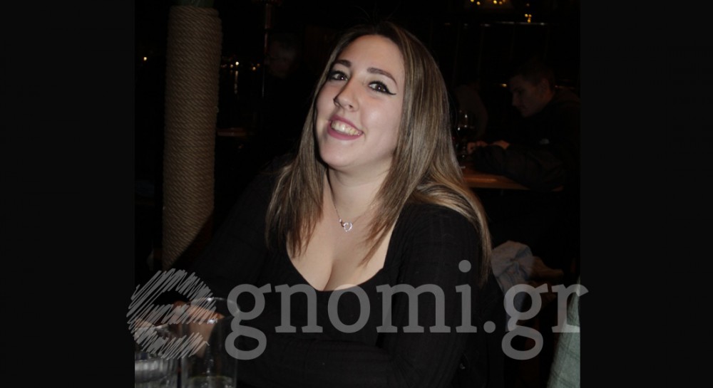 Χαλαρώνει με μουσικούλα και μαγειρική!