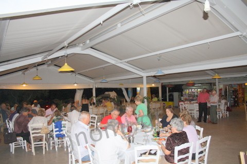 Δείπνησαν δίπλα στο κύμα οι Ρουμελιώτες