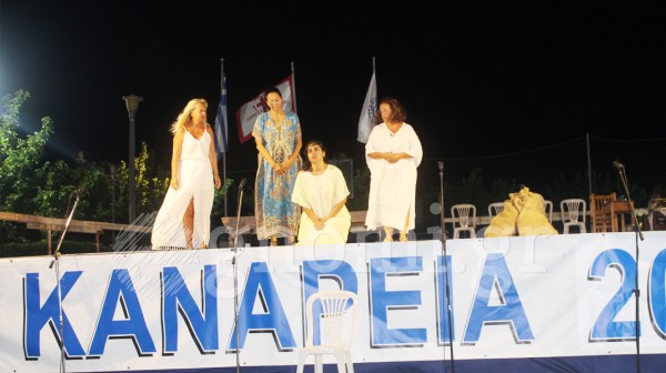 ΚΑΝΑΡΕΙΑ 2025: Η θεατρική ομάδα Κύκλος πρόσφερε άφθονο γέλιο