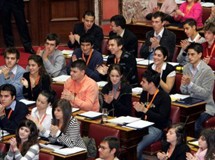 Eυβοιώτες στην Oλομέλεια της Bουλής των Eφήβων