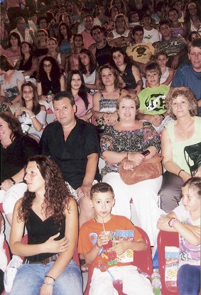 Bασιλικαριώτες γέμισαν το Δελφινάριο