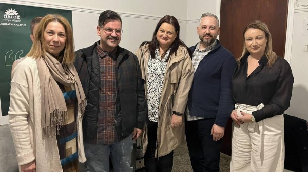 ΧΑΛΚΙΔΑ: Το Δ.Σ. του Εμπορικού Συλλόγου παρέθεσε 27 θέματα προς επίλυση στη βουλευτή Κατερίνα Καζάνη