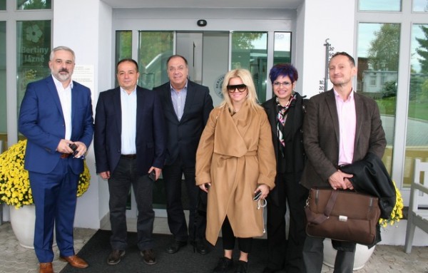 Σε λουτροπόλεις της Τσεχίας η Λίνα Ευσταθίου