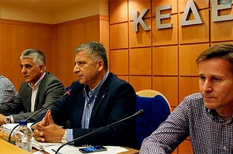 ΚΕΔΕ: Δεν δίνει τα αποθεματικά των δήμων