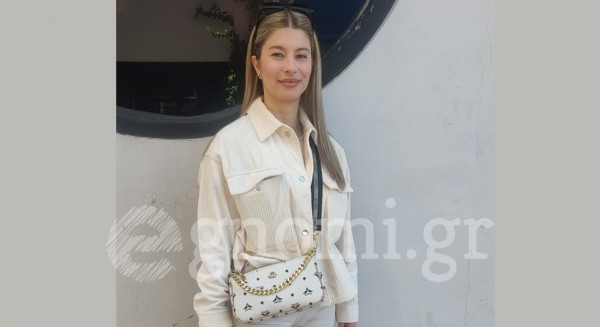 Μ'  ένα μόνο fashion item απογείωσε το look της η Βάσια!
