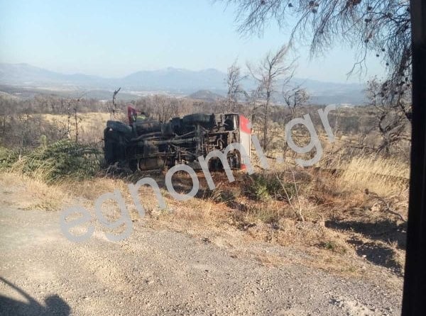 ΕΥΒΟΙΑ: Άρπαξε φωτιά στο Κοντοδεσπότι - Τραυματίστηκε πυροσβέστης