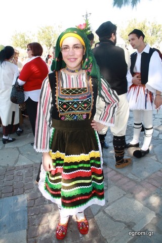 Στολή και χαμόγελο για βραβείο