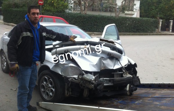 ΣΥΚΙΕΣ-ΧΑΛΚΙΔΑ: Πλαγιομετωπική σύγκρουση με το καλημέρα