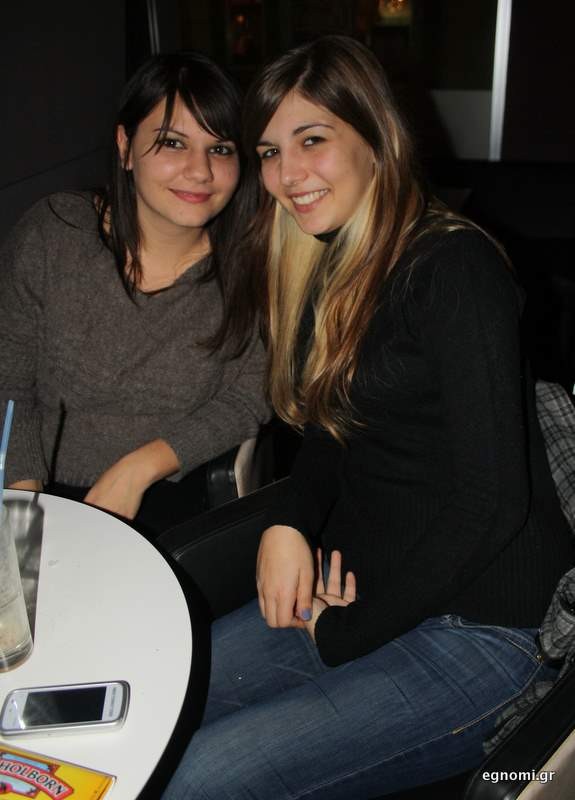 Ραντεβού εκτός θρανίων