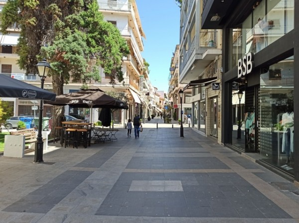 ΧΑΛΚΙΔΑ: Θλιβερή η εικόνα της αγοράς το Μεγάλο Σάββατο