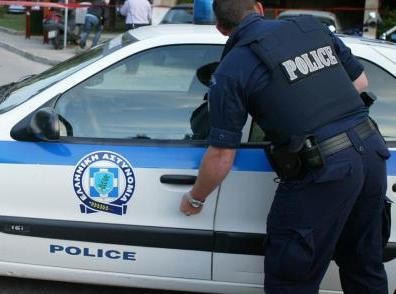 Τρία πιτσιρίκια επαγγελματίες διαρρήκτες