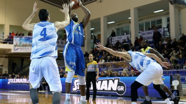 ΚΥΜΗ-ΛΑΥΡΙΟ 81-86: Τη ...σκότωσαν δύο τρίποντα των φιλοξενούμενων στο τέλος