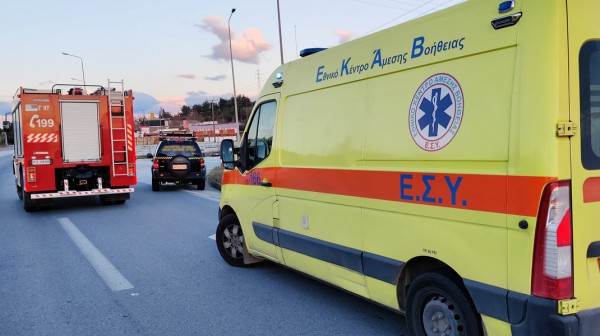 ΤΡΑΓΩΔΙΑ ΣΤΗ ΦΩΚΙΔΑ: Κάηκε στο αυτοκίνητο την ώρα που καιγόταν και το σπίτι του