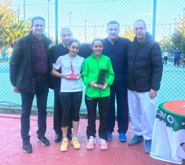 ΤΕΝΙΣ: Καλοί οι οικοδεσπότες, αλλά οι φιλοξενούμενοι έφθασαν στους τελικούς