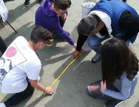 2o Γυμνάσιο Χαλκίδας: Οι μαθητές εφάρμοσαν το «Πείραμα του Ερατοσθένη»