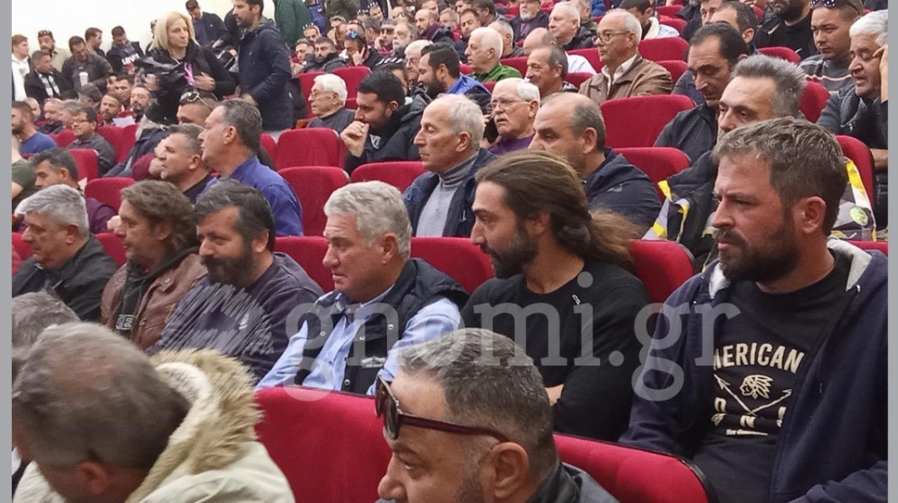 ΑΓΡΟΤΕΣ ΝΙΚΑΙΑ: Ο Μπάμπης Τσιβίκας στην πανελλαδική σύσκεψη