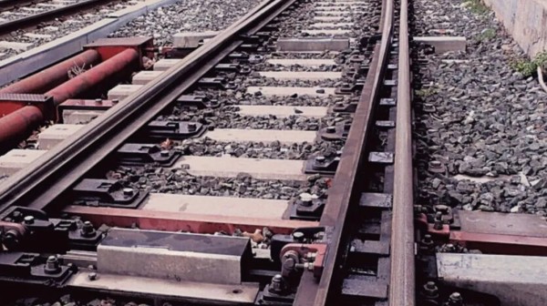 Τραγωδία: Πεζός παρασύρθηκε από τρένο της Hellenic Train και έχασε τη ζωή του