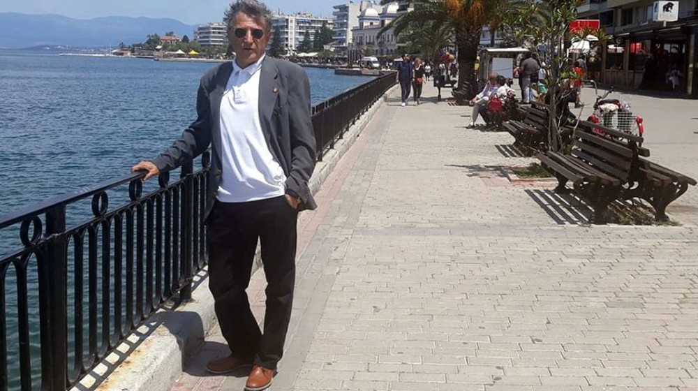 Γνωστός Χαλκιδέος δέχθηκε επίθεση από σκύλο και κατέληξε στο Νοσοκομείο