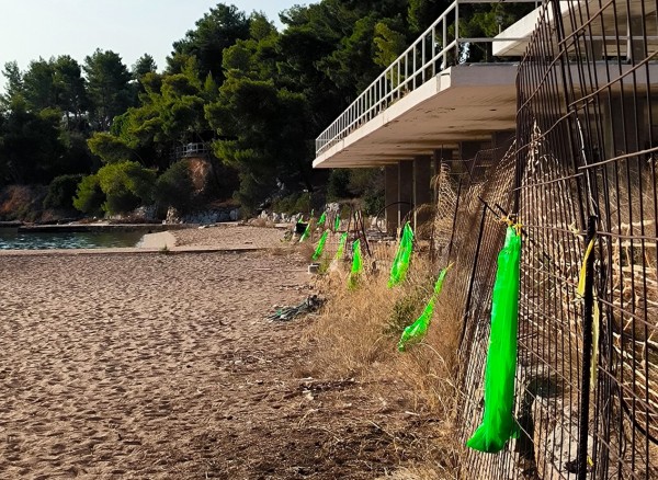 Υιοθέτησαν την παραλία του Αγίου Μηνά