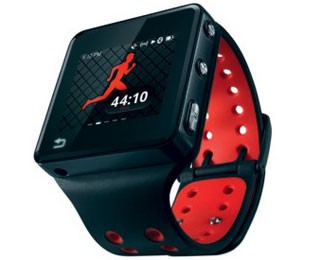 MotoActv με οθόνη αφής