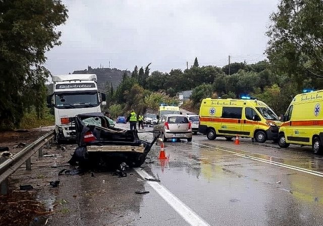ΣΤΕΡΕΑ ΕΛΛΑΔΑ: Τέσσερις νεκροί και δύο σοβαρά τραυματίες σε τροχαία τον Φεβρουαρίου