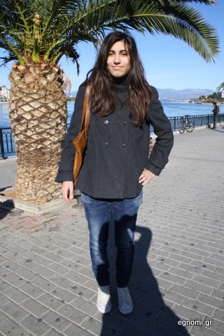 Το casual της πάει!