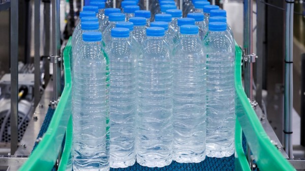 ΔΗΜΟΣ ΚΥΜΗΣ- ΑΛΙΒΕΡΙΟΥ: Εμφιαλωμένο νερό στους μαθητές όλων των σχολείων Αλιβερίου και Καράβου