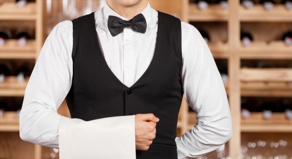 ΣΕΡΒΙΤΟΡΟΣ-Α ζητείται για πλήρη απασχόληση στη Ριτσώνα