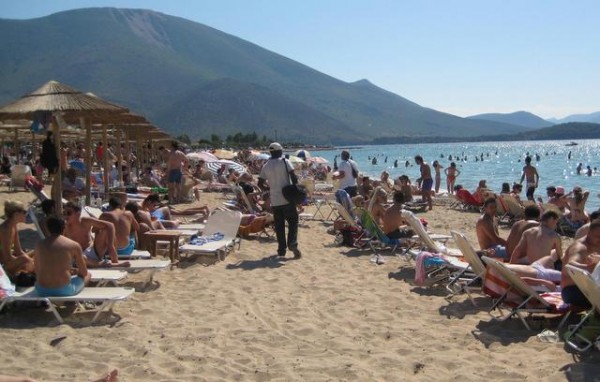 ΠΕΡΙΦΕΡΕΙΑ: Εξαιρετικά τα νερά στις πλαζ της Εύβοιας