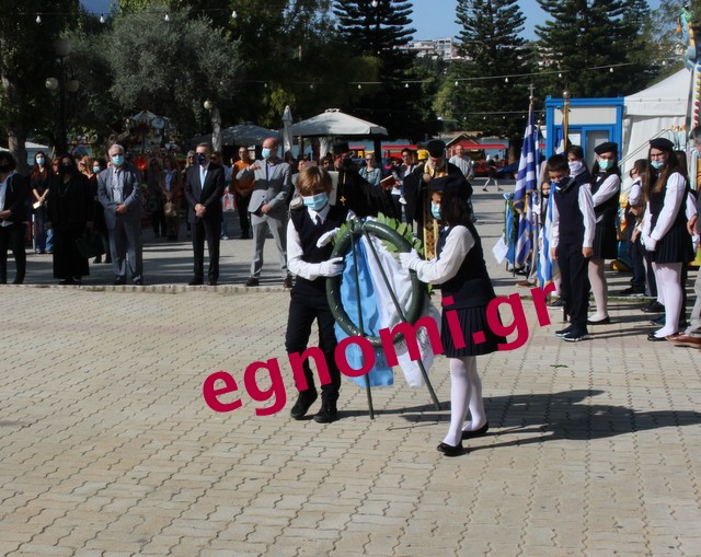 ΧΑΛΚΙΔΑ: Κατάθεση στεφάνων για τον εορτασμό της 28ης Οκτωβρίου