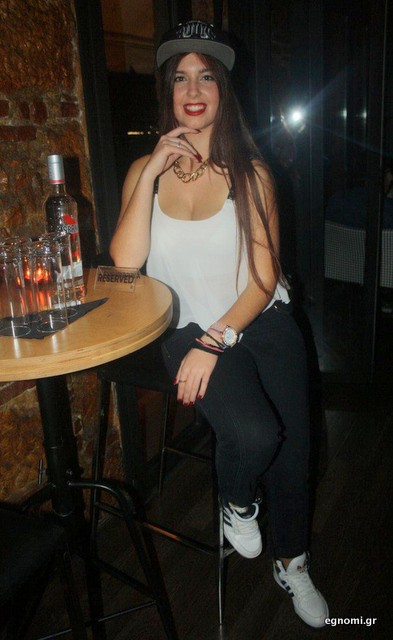 Happy με δανεικό καπέλο