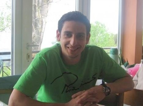 Επιστρέφει στα λημέρια του