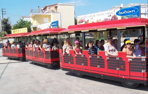 Το κατηχητικό πήγε βόλτα με το τρενάκι