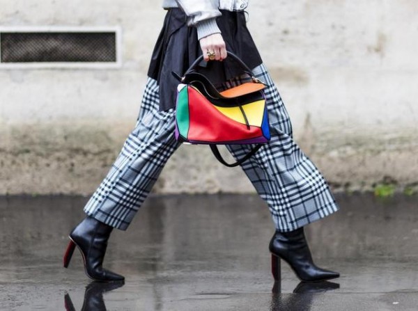 I'm singing in the rain και φοράω τις ωραιότερες μπότες!