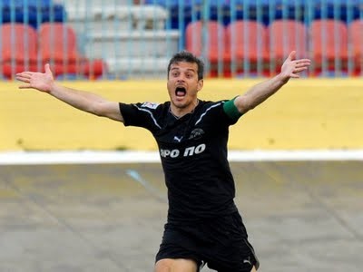 Μεταγραφή ... βόμβα στον ΑΟΧ