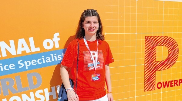 ΠΑΡΑΣΚΕΥΗ ΜΠΑΚΑΤΣΕΛΟΥ: Σπουδαία διάκριση για τη Χαλκιδέα μαθήτρια