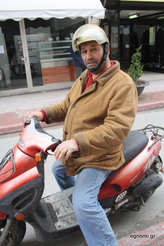 Κινητοποιήθηκε με ... το μηχανάκι!