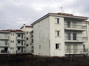 Πανάκριβες οι Εργατικές Κατοικίες στη Θήβα